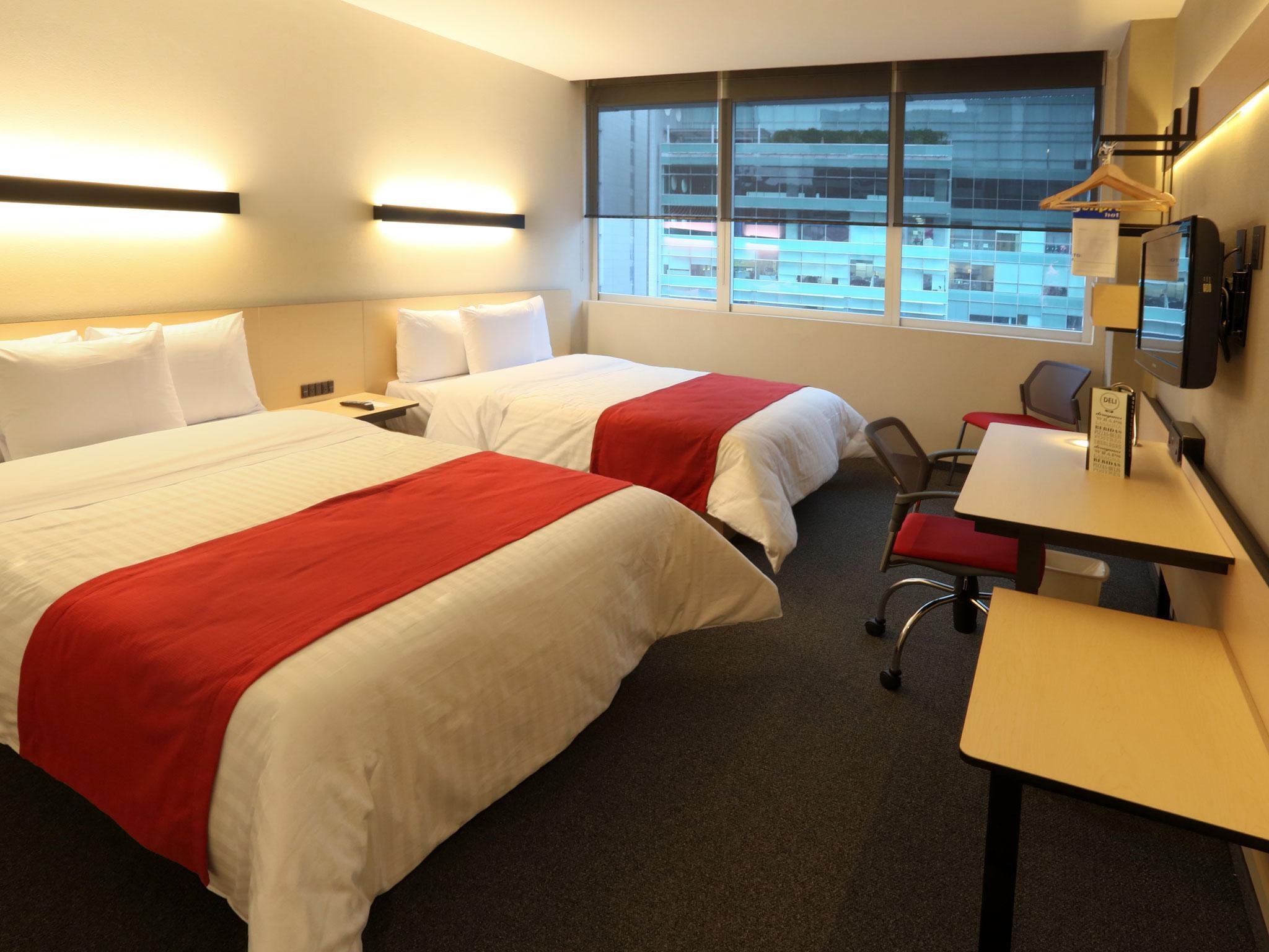 City Express Plus By Marriott Ciudad De Mexico Patio Universidad Exterior photo