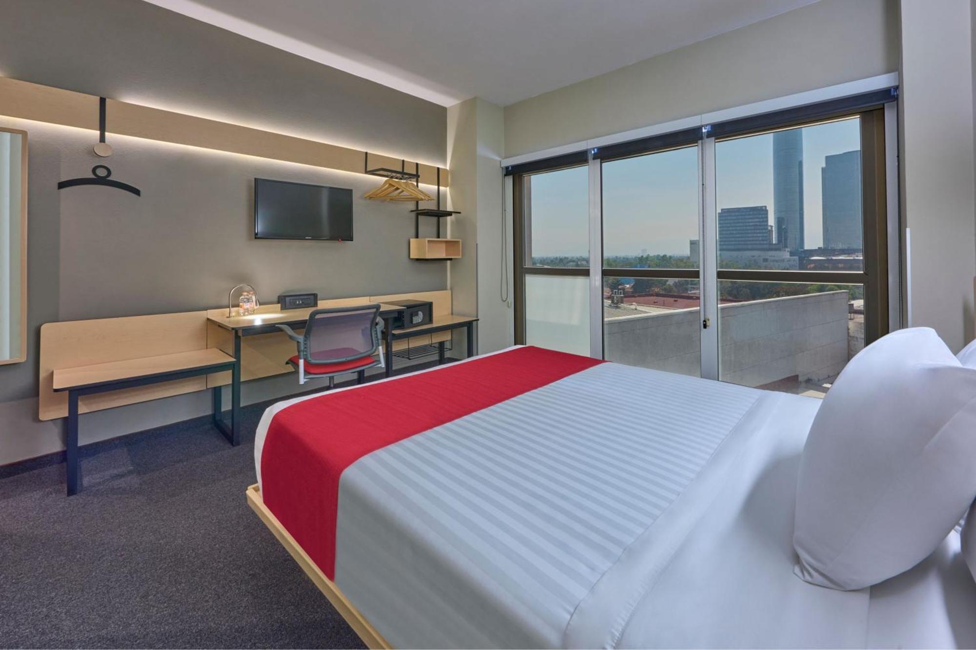 City Express Plus By Marriott Ciudad De Mexico Patio Universidad Exterior photo