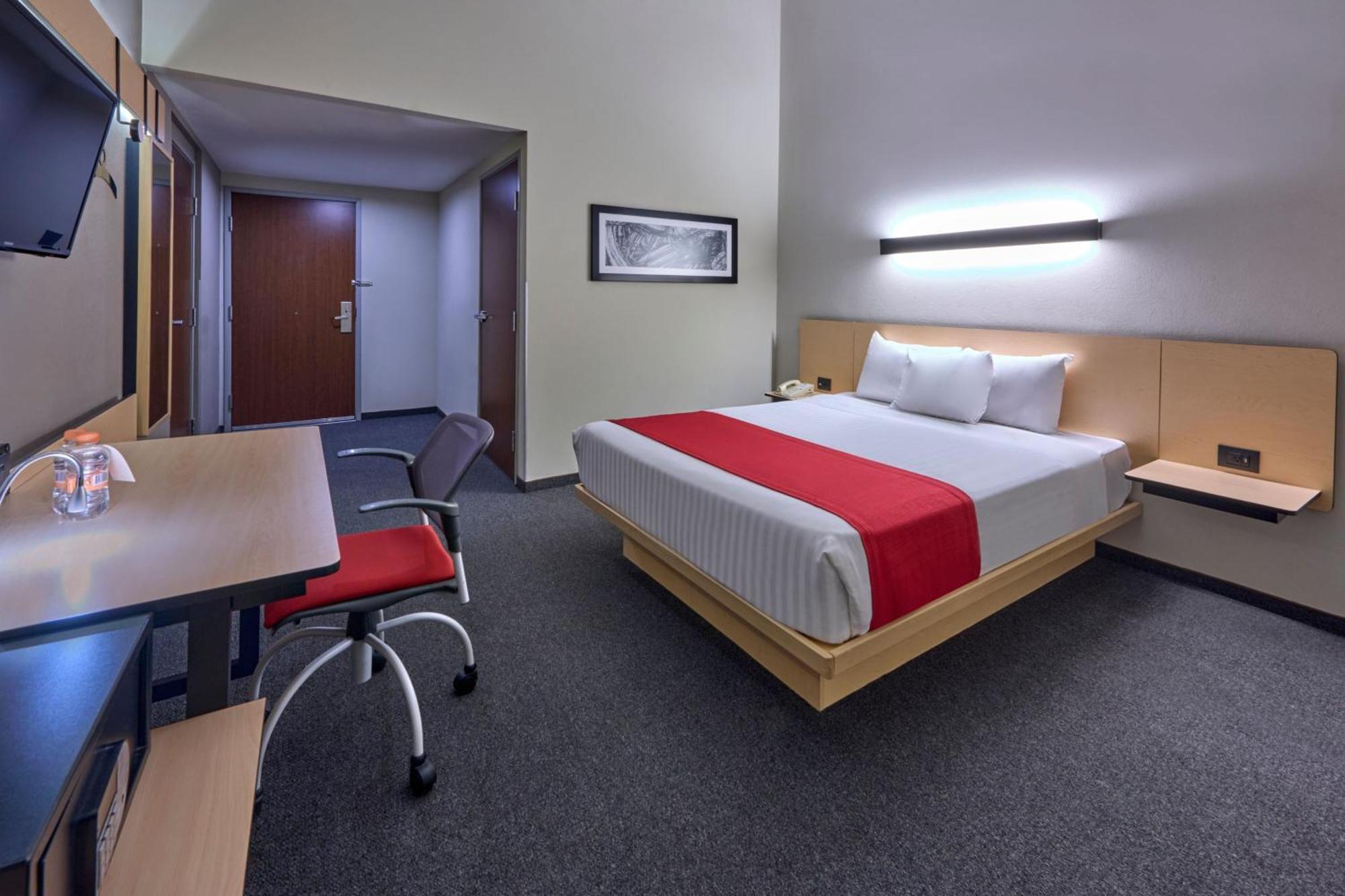 City Express Plus By Marriott Ciudad De Mexico Patio Universidad Exterior photo