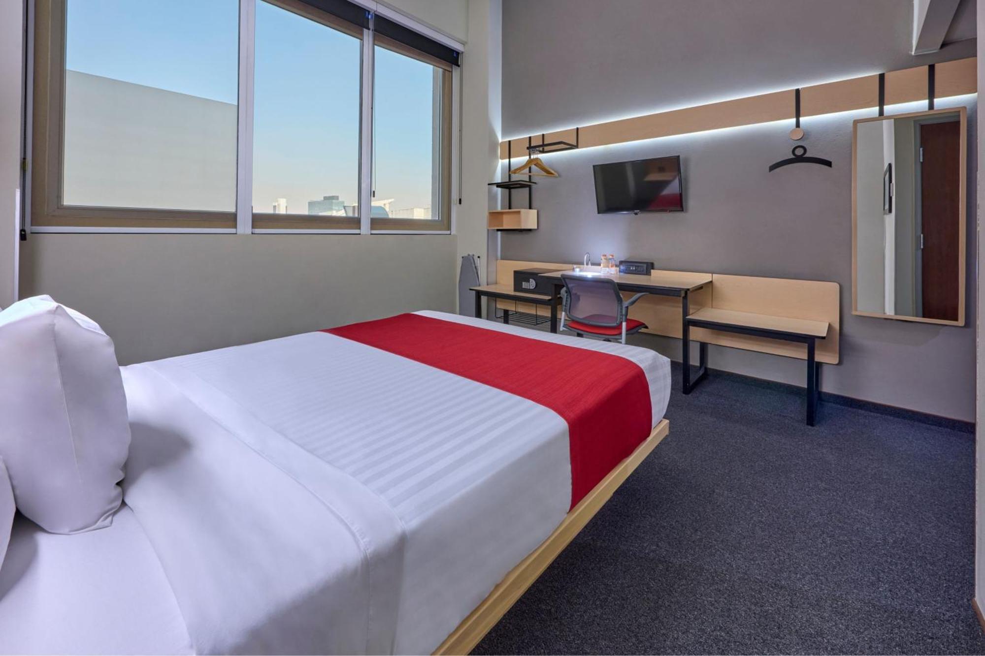 City Express Plus By Marriott Ciudad De Mexico Patio Universidad Exterior photo