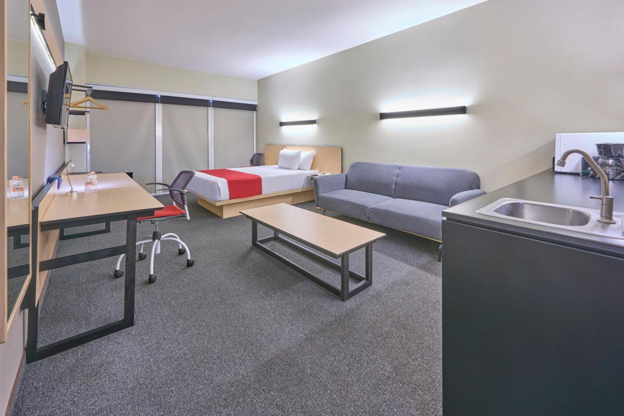 City Express Plus By Marriott Ciudad De Mexico Patio Universidad Exterior photo
